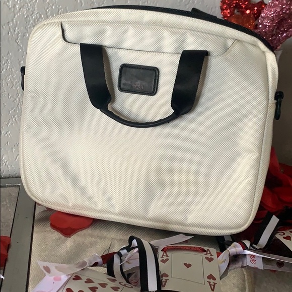 TUMI iPad Tablet Case - Picture 6 of 6